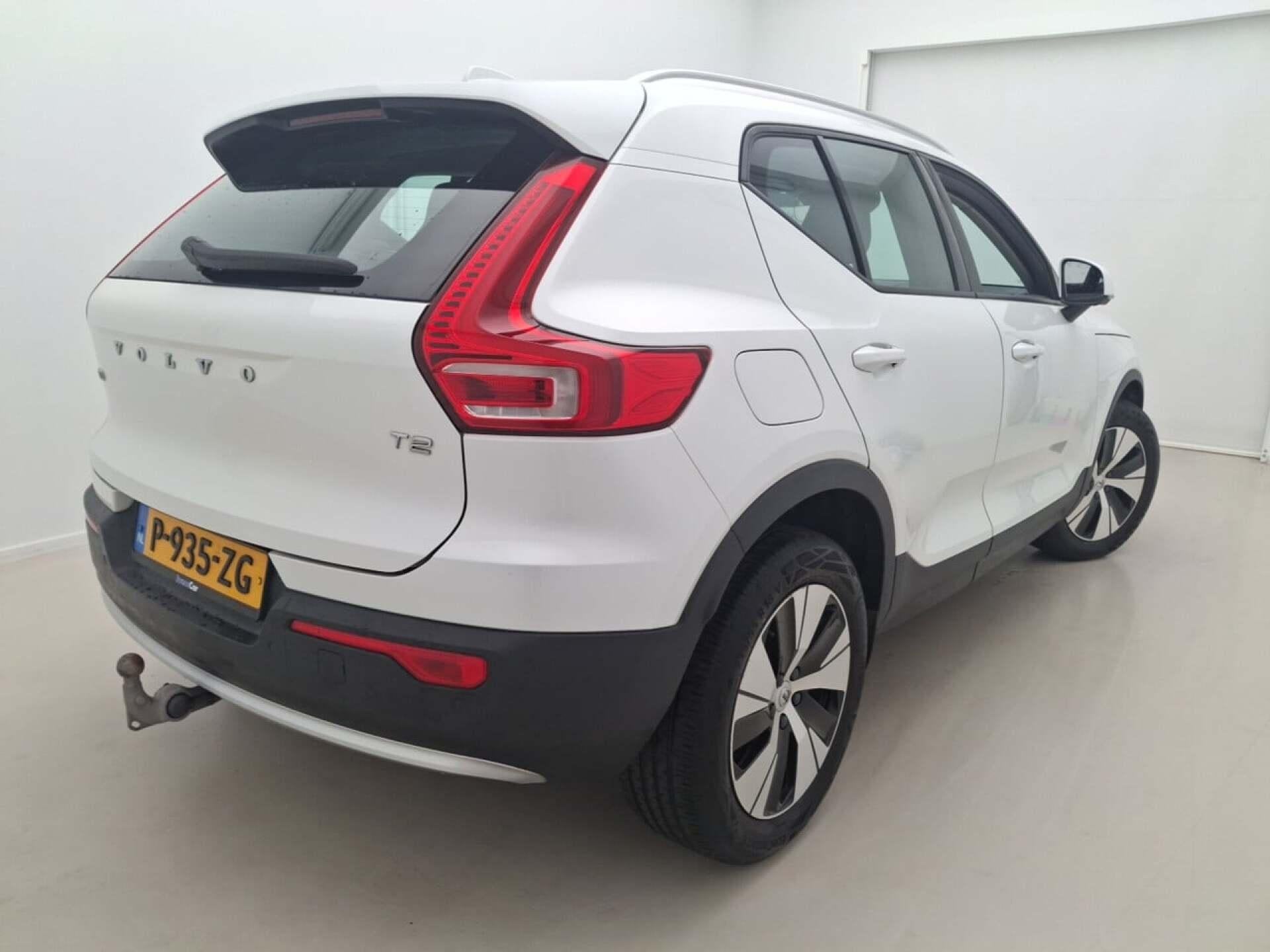 Volvo XC40 1.5 T2 Core 1e Eigenaar | Origineel Nederlands |, Auto's, 12 maanden, Gebruikt, Euro 6, Wit