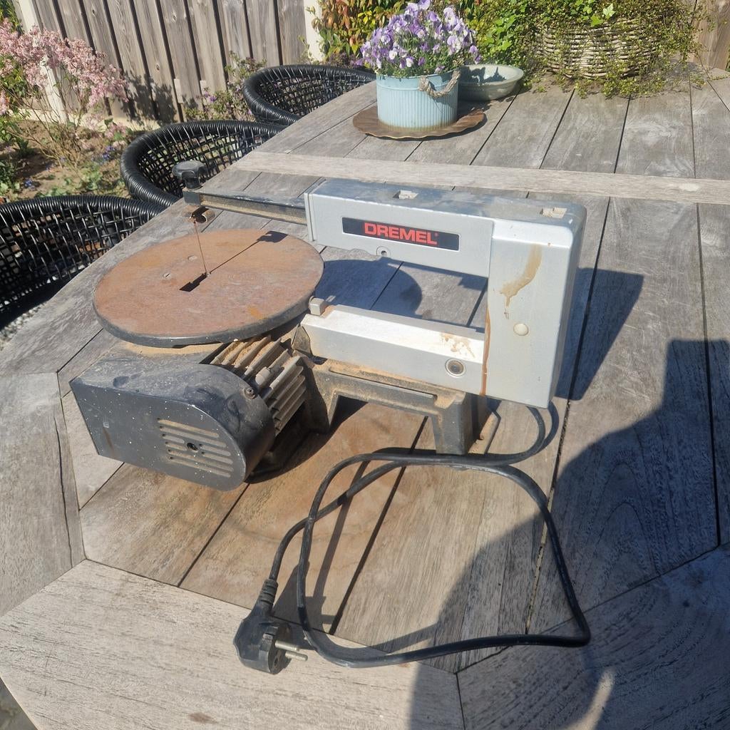 Figuur zaagmachine, Ophalen, Gebruikt, Dremel, 30 tot 70 mm