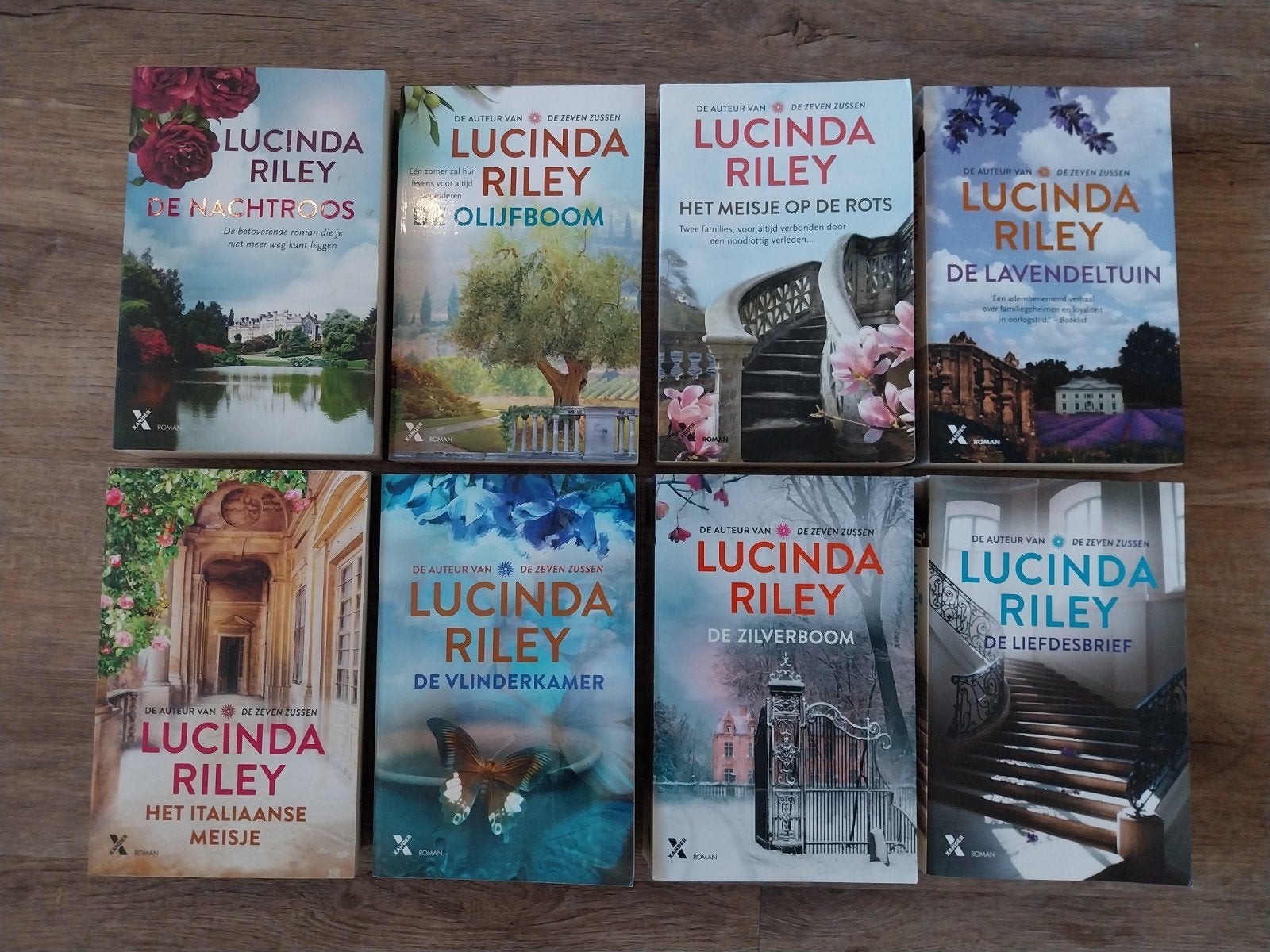 8 Diverse Titels.   **    Lucinda Riley, Boeken, Ophalen of Verzenden, Zo goed als nieuw