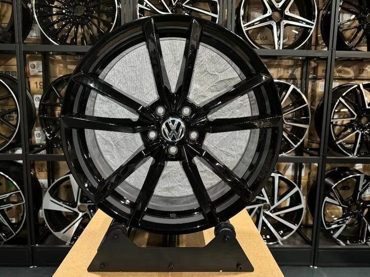 19'' PRETORIA look velgen 5X112 Golf 7 R GTI 8 8.5 T-ROC