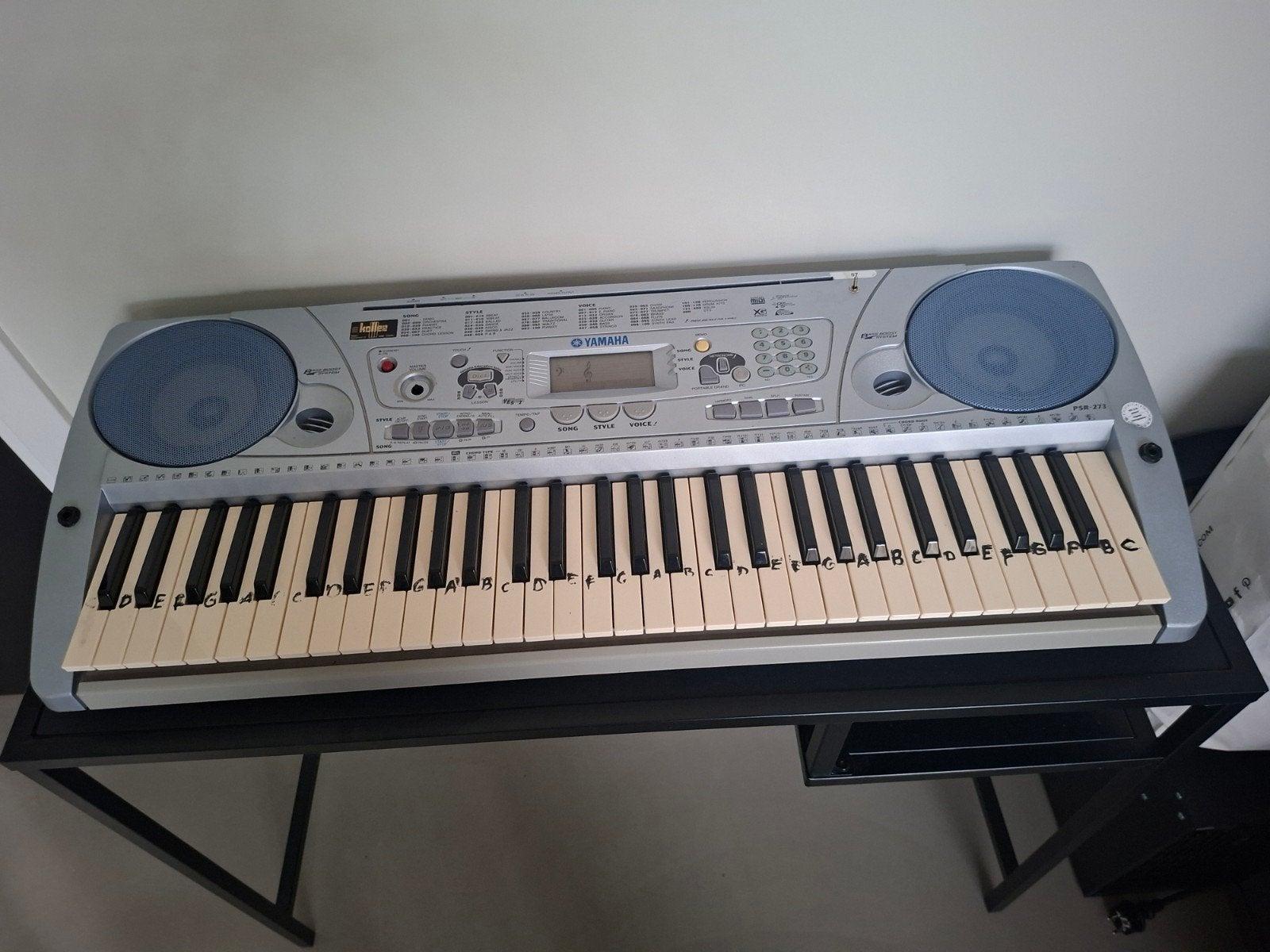 Keyboard Yamaha PSR-273, Muziek en Instrumenten, Keyboards, Gebruikt, 61 toetsen, Yamaha, Ophalen