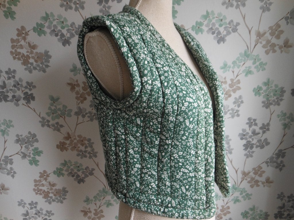 Leuk gilet, Ophalen of Verzenden, Zo goed als nieuw, Maat 36 (S), Groen