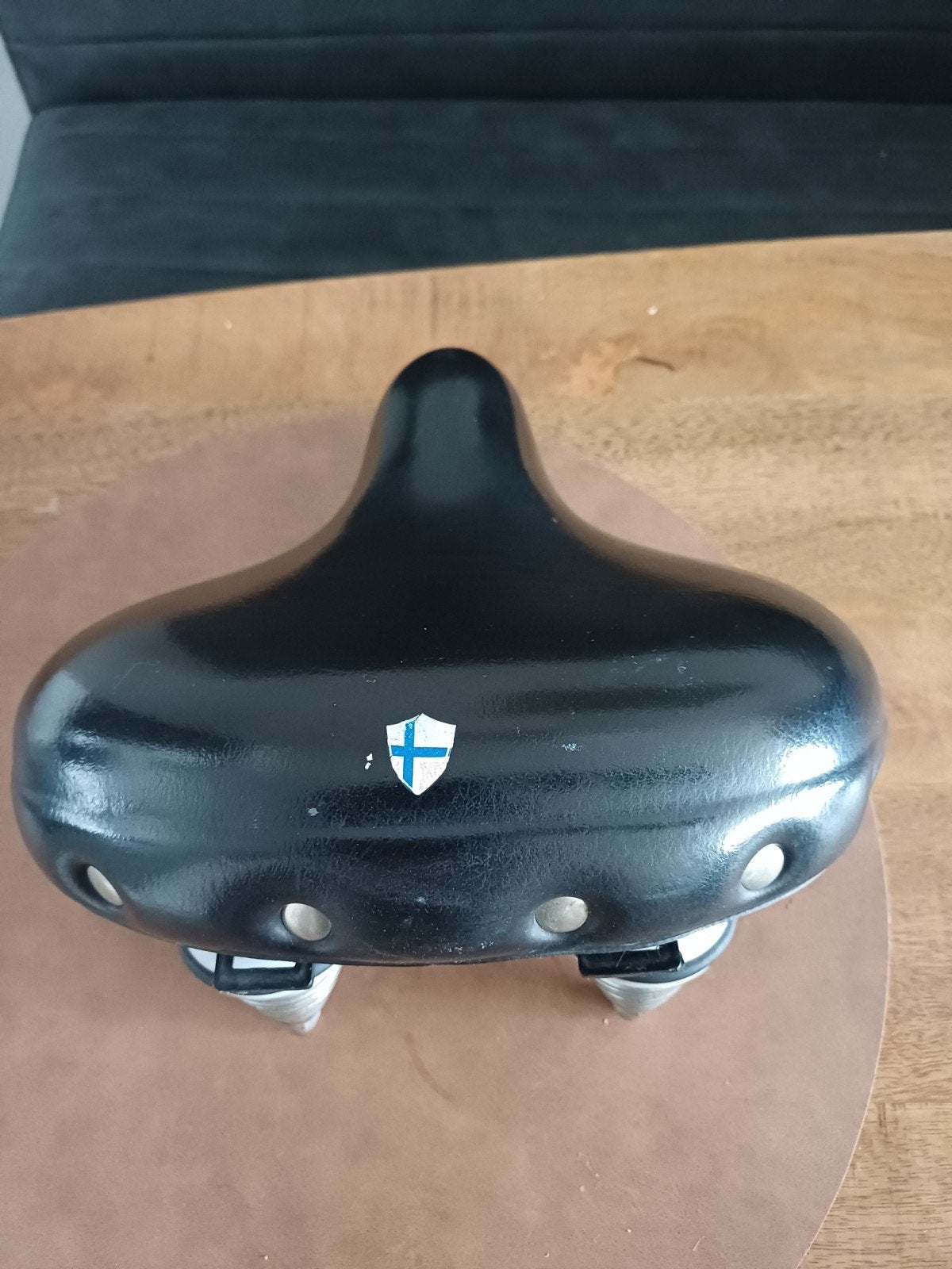 te koop fietszadel KONIGER, Ophalen