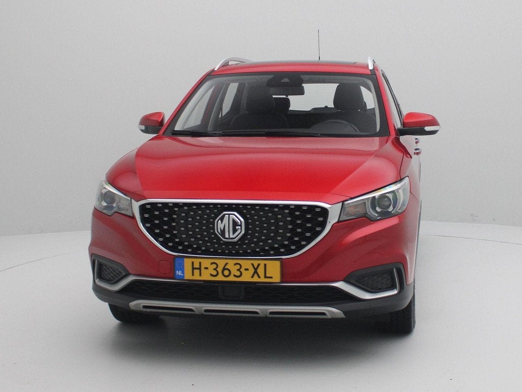 MG ZS EV Luxury 45 kWh | Navi | Panoramadak | Leder | Camera, Auto's, MG, Gebruikt, 143 pk, ZS, 1507 kg