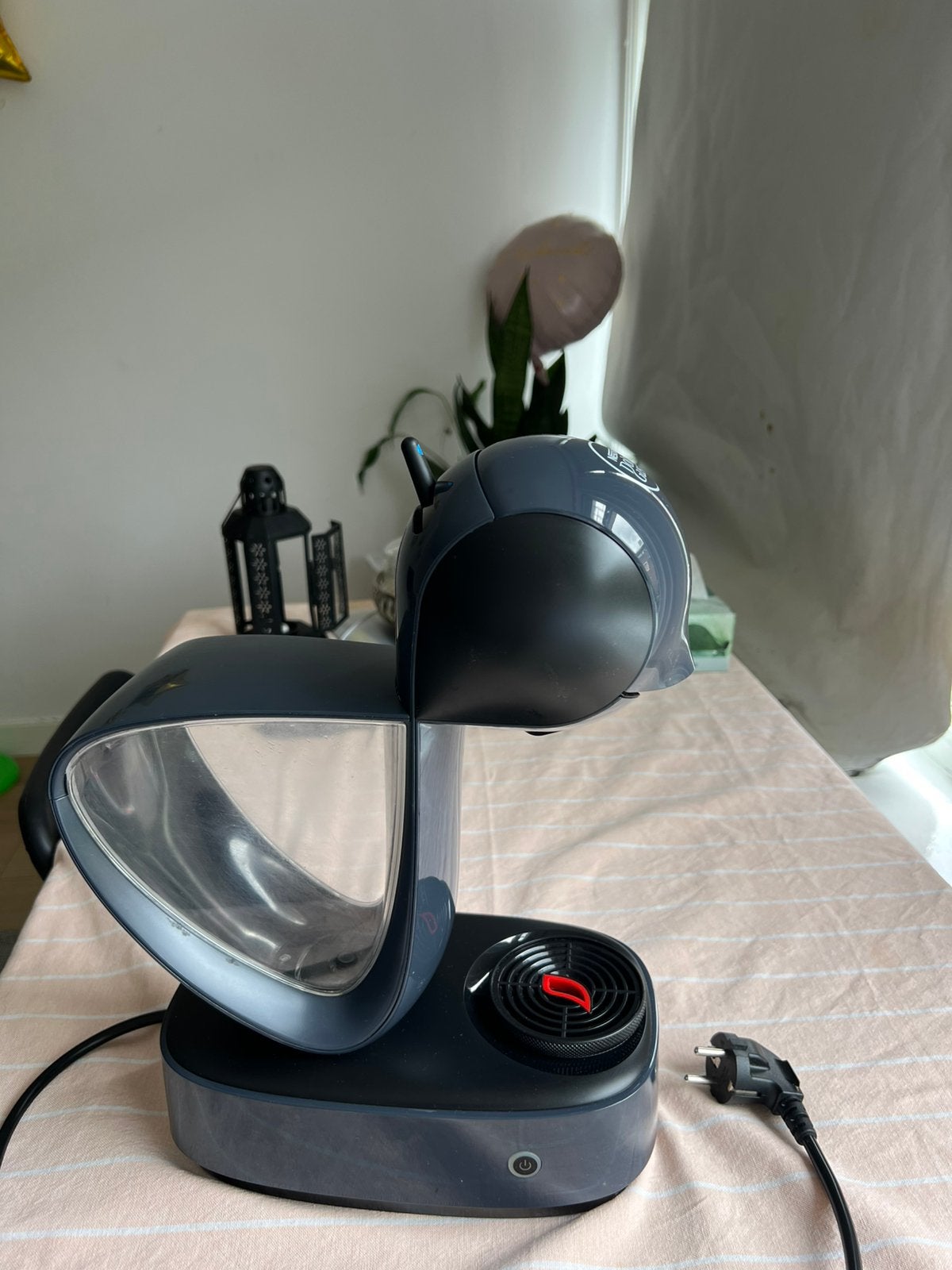 Krups Nescafé Dolce Gusto Lumio koffiemachine, Ophalen of Verzenden, Zo goed als nieuw, Koffiemachine, Afneembaar waterreservoir