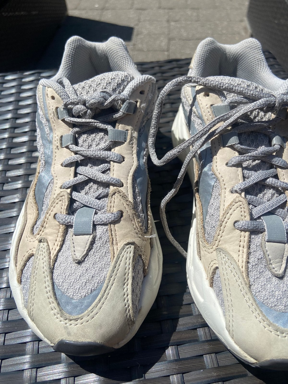 Adidas sneakers - Grijs/Beige - Maat 36 Yeezy, Ophalen of Verzenden, Gedragen, Grijs, Sneakers of Gympen