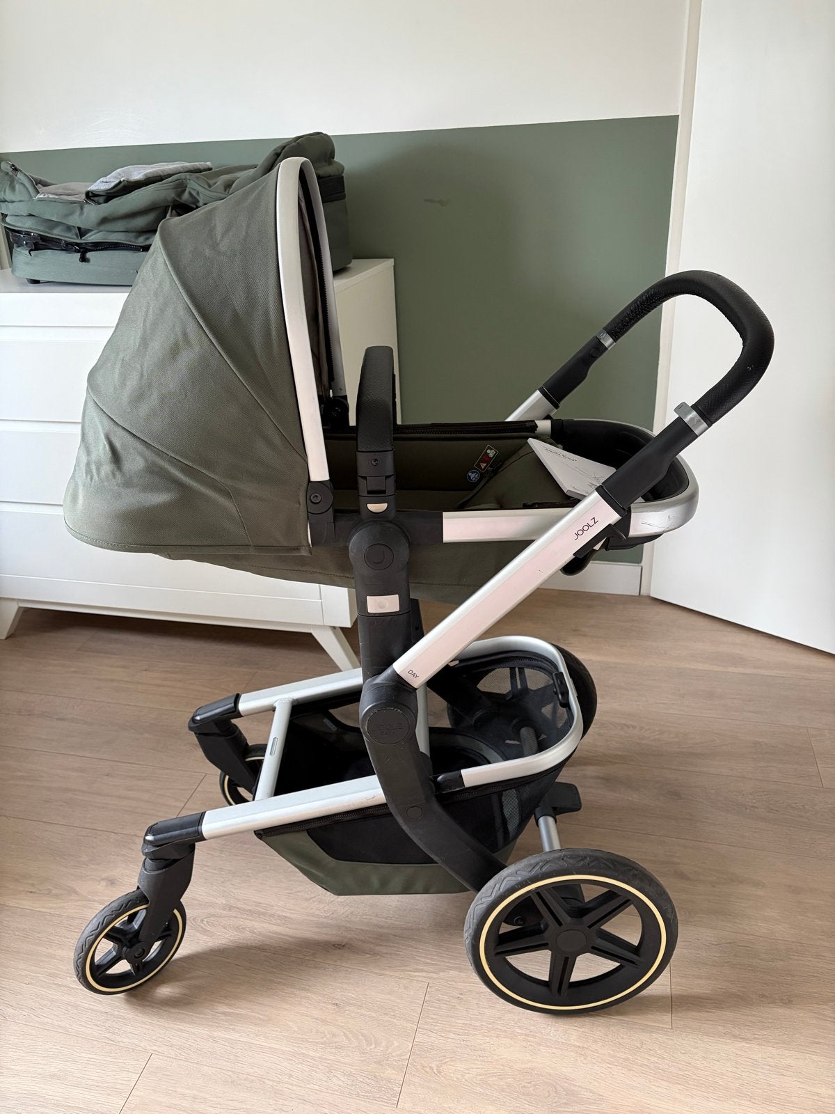 Joolz Day+ kinderwagen met extra onderstel en accessoires, Ophalen, Zo goed als nieuw, Kinderwagen, Met autostoeltje