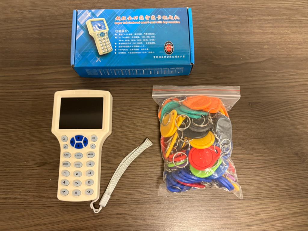 Tag Kopieerapparaat 13.56mhz incl. 50 Tags, Ophalen of Verzenden, Nieuw
