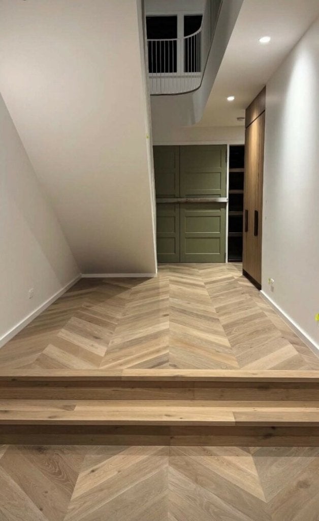 RESTPARTIJ 268m2 EIKEN HONGAARSE PUNT VLOER. NU AANBIEDING, Huis en Inrichting, Stoffering | Vloerbedekking, Ophalen, Nieuw, 75 m² of meer