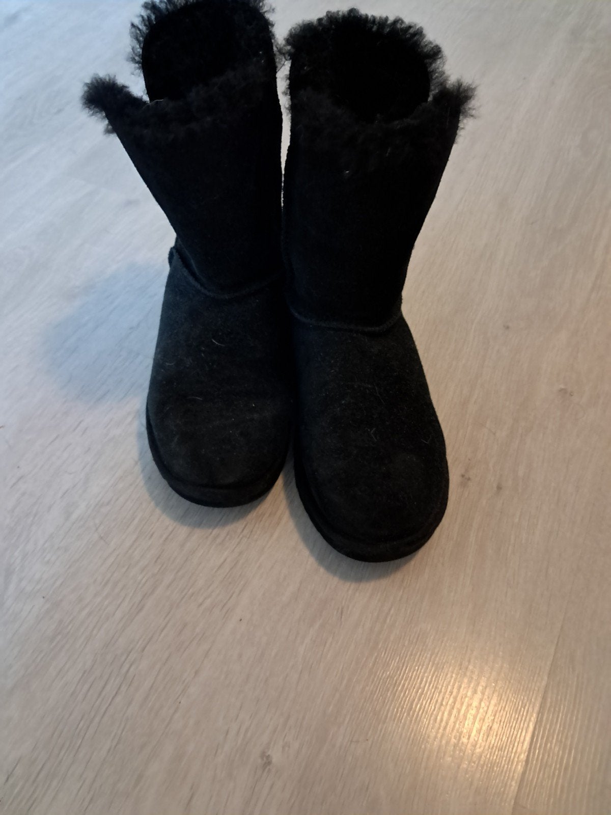 Zwarte UGG laarzen met knoop - Maat 37, UGG, Verzenden, Zwart, Lage of Enkellaarzen