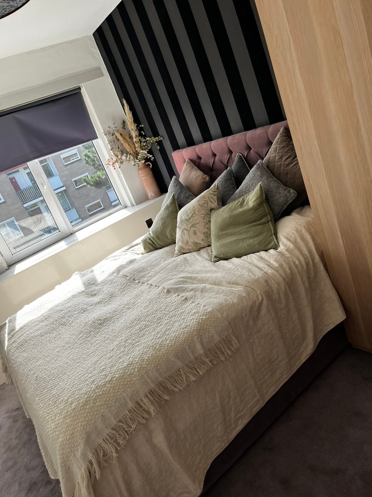 MADE Bed 180 x 200 met grote opslagruimte, Huis en Inrichting, Ophalen, Tweepersoons, Zo goed als nieuw, 180 cm