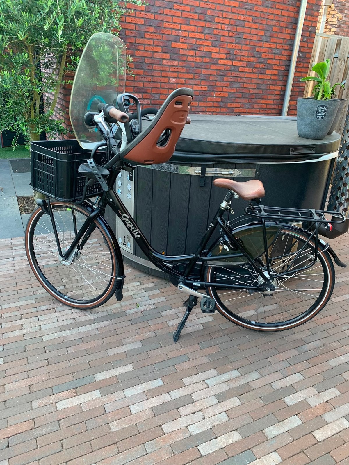 Gazelle Bloom met Thule zitje en transportrek, 53 tot 56 cm, Versnellingen, Ophalen of Verzenden, Zo goed als nieuw