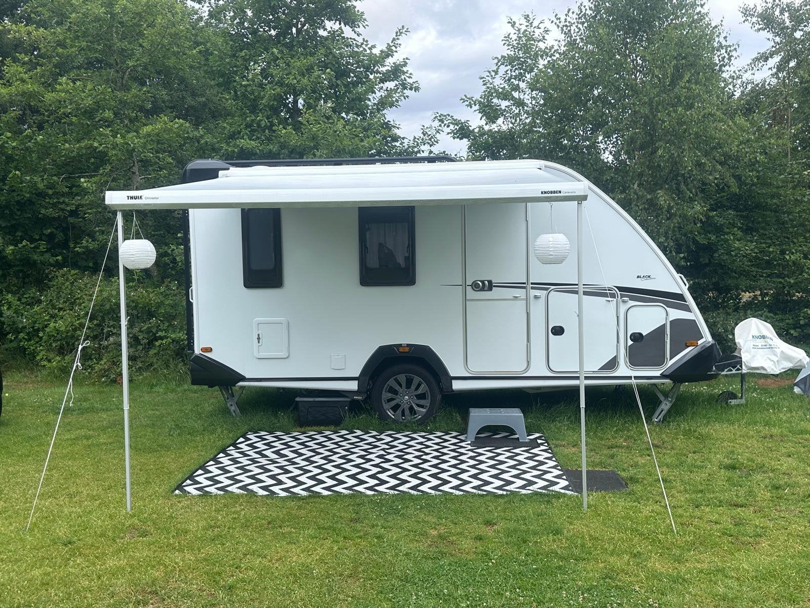 KNAUS Sport & fun black edition 2021 met mover, Rondzit, Dwarsbed, Particulier, Schokbreker