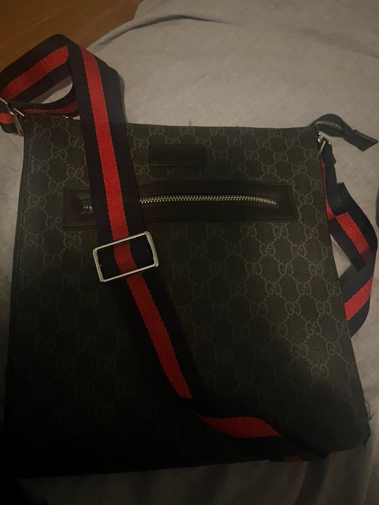 Gucci shoulder bag, Sieraden, Tassen en Uiterlijk, Tassen | Schoudertassen, Ophalen of Verzenden, Zo goed als nieuw, Zwart