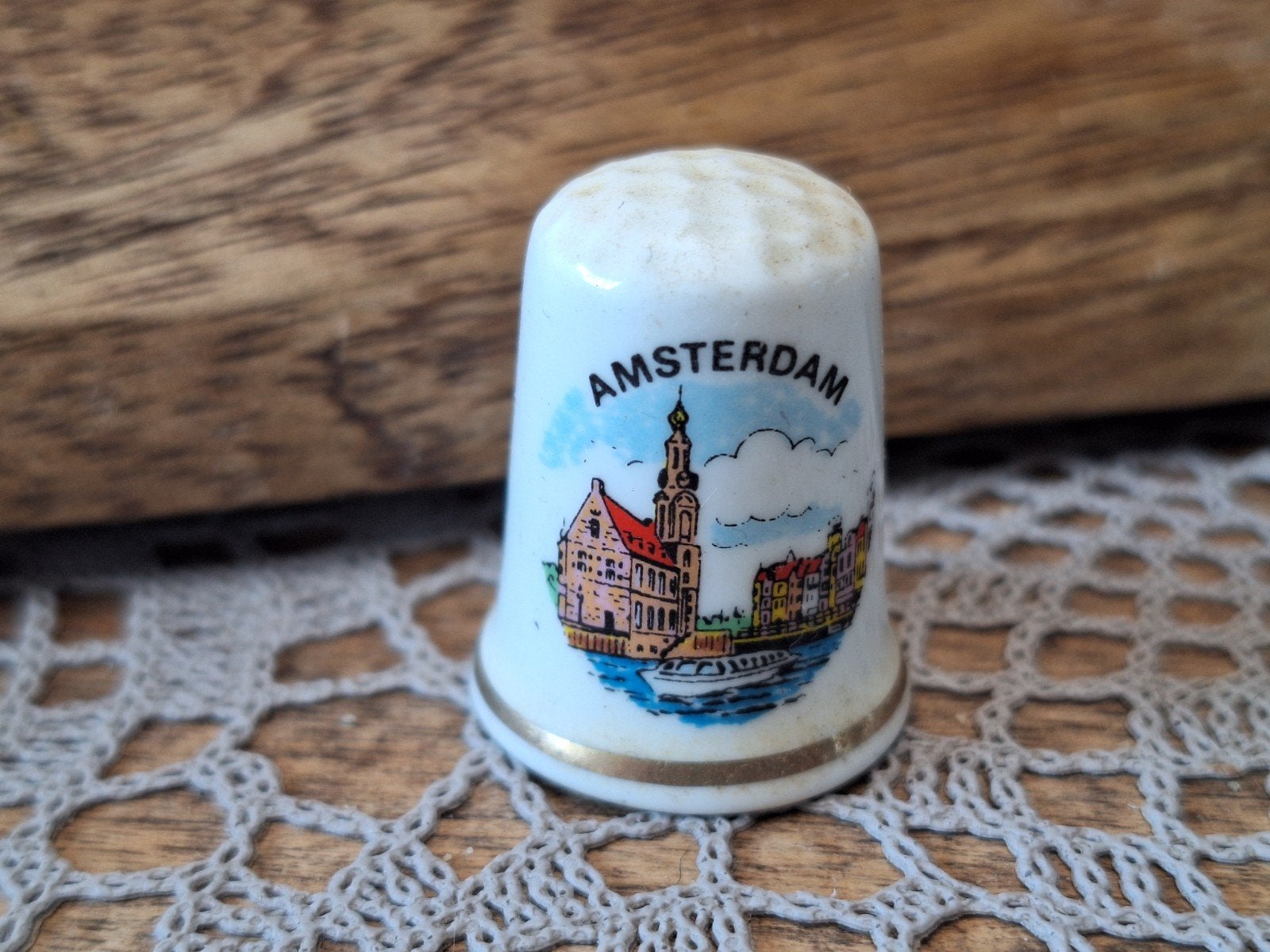 Antieke vingerhoed Amsterdam souvenir porselein, Ophalen of Verzenden