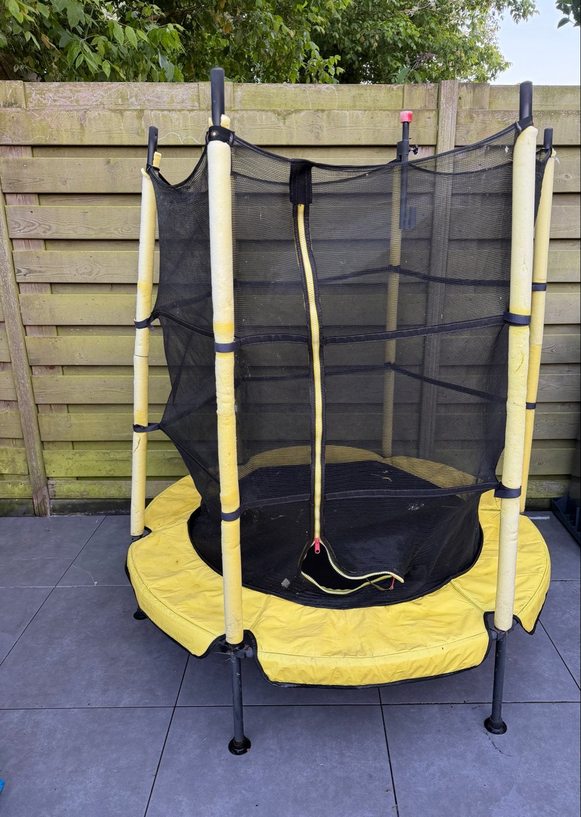 Compacte trampoline met veiligheidsnet, Ophalen, Gebruikt