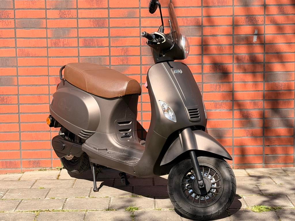 BTC E-riva Elektrische Retroscooter 2019, Ophalen, Elektrisch, Zo goed als nieuw