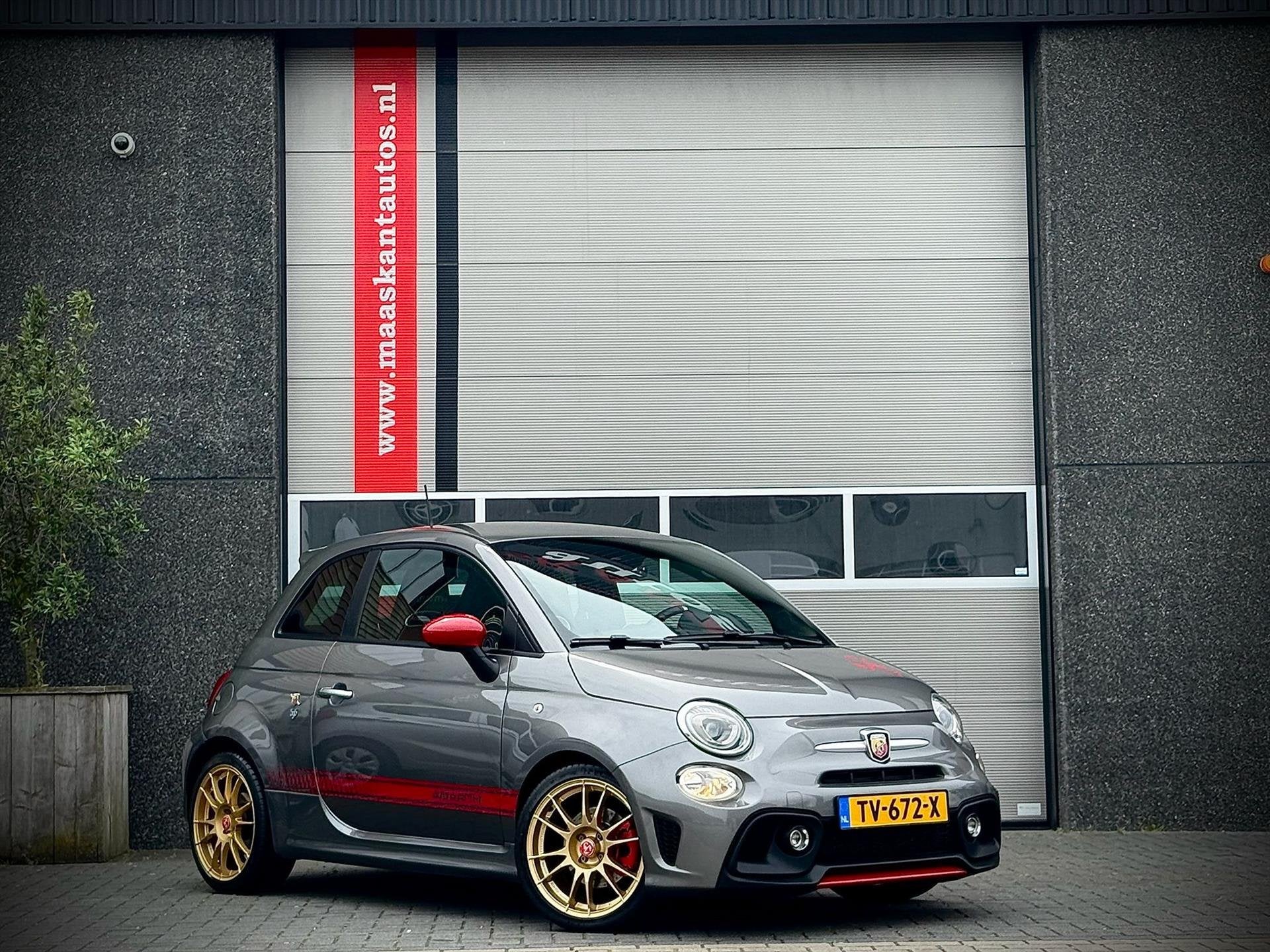 Fiat 500 1.4T-Jet Turismo 595 / Oz wheels / Manual / 165hp /, Auto's, Voorwielaandrijving, Euro 6, 4 cilinders, Handgeschakeld