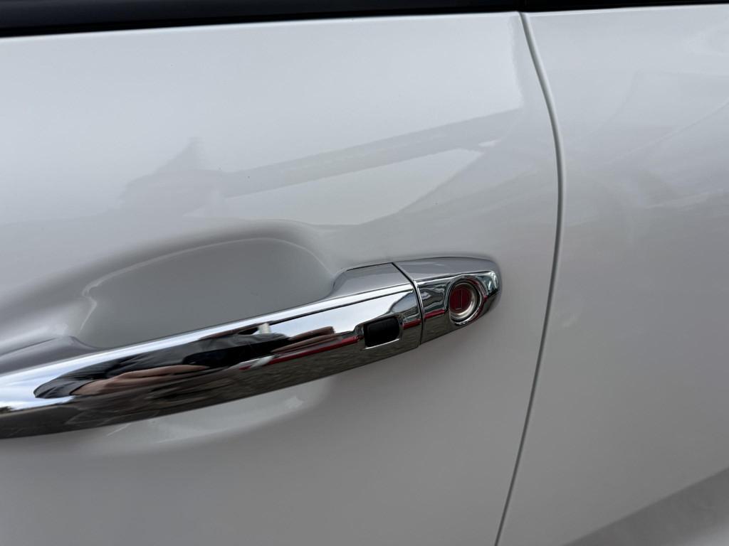Kia e-Niro ExecutiveLine 64 kWh Eerste Eigenaar Dealeronderh, Auto's, Gebruikt, 1712 kg, Wit, 64 kWh