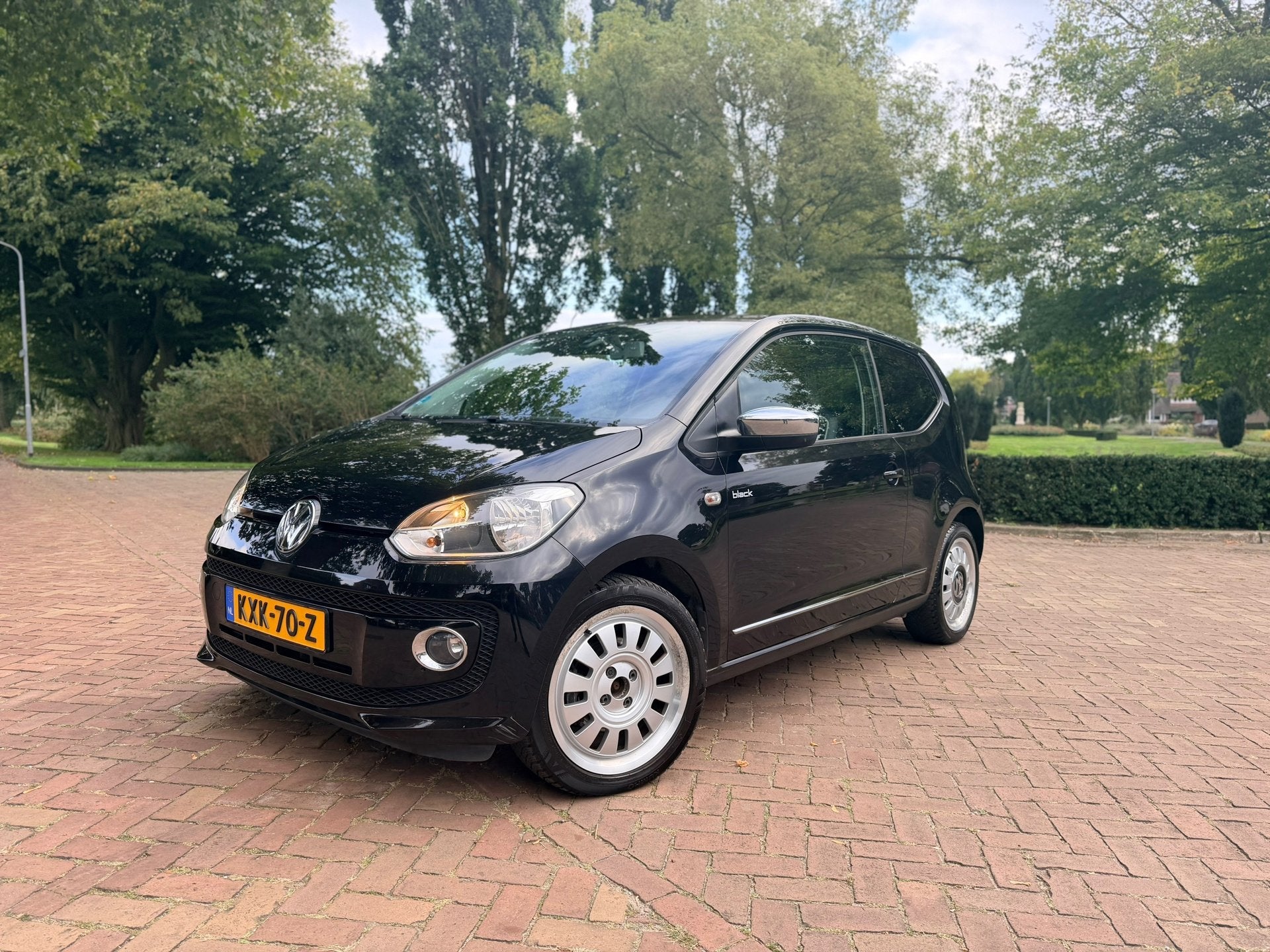 Volkswagen Up! 1.0 UP! Black ed. High! | Stoelverw. | 1e eig
