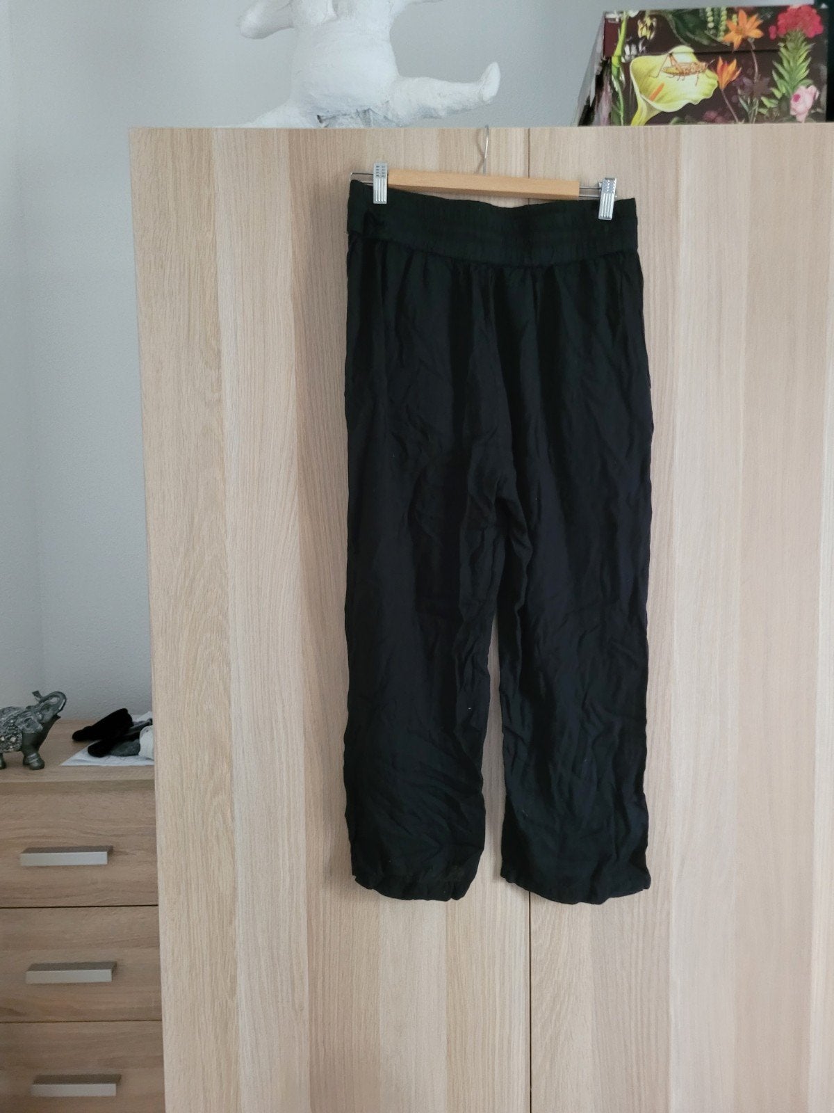Comfortabele broek met trekkoord M42, Zwart, Maat 42/44 (L), Ophalen of Verzenden, Zo goed als nieuw