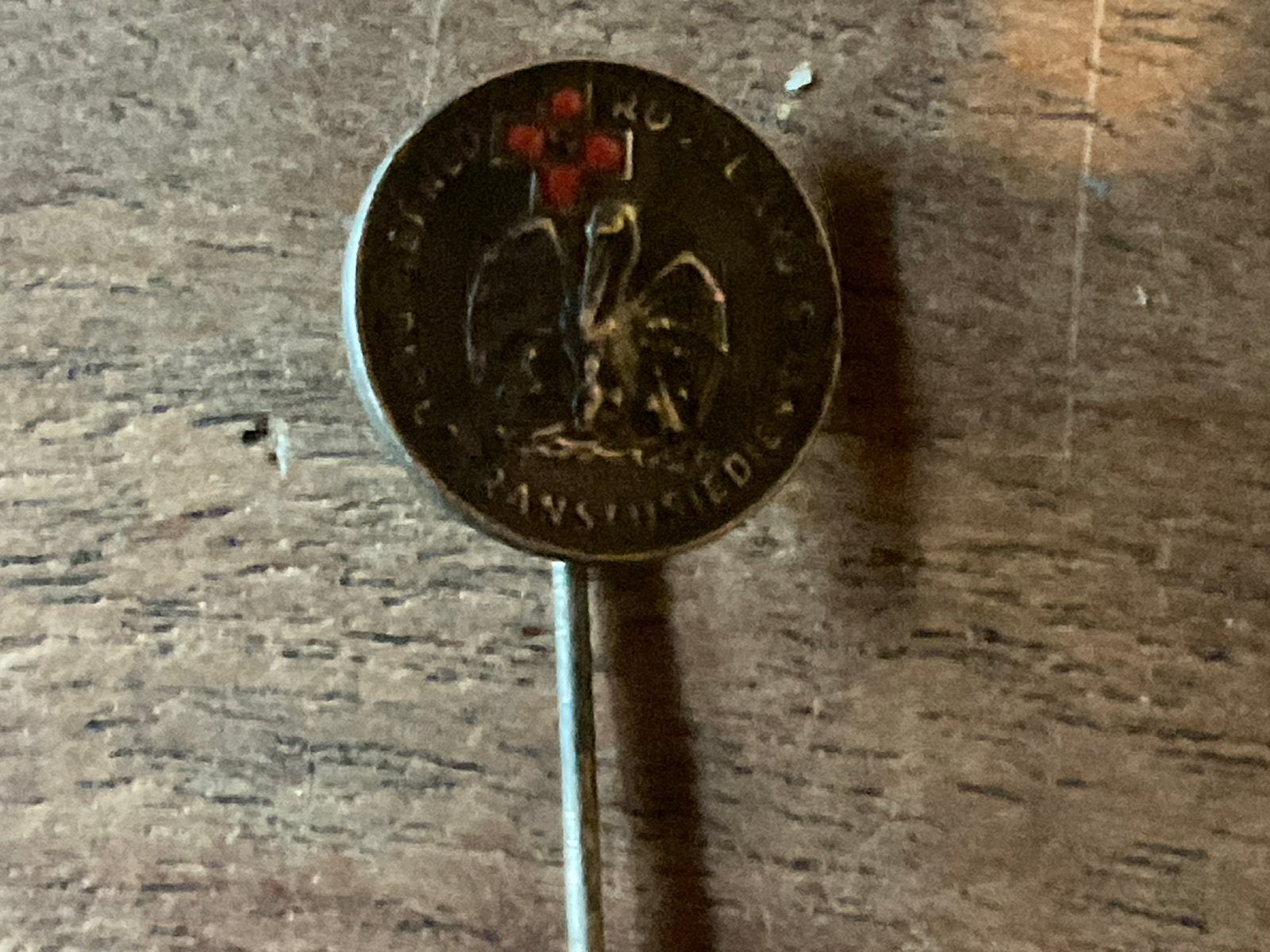 Vintage Speldje Rode Kruis - Zeldzaam Verzamelobject, Ophalen of Verzenden, Gebruikt, Overige onderwerpen, Speldje of Pin