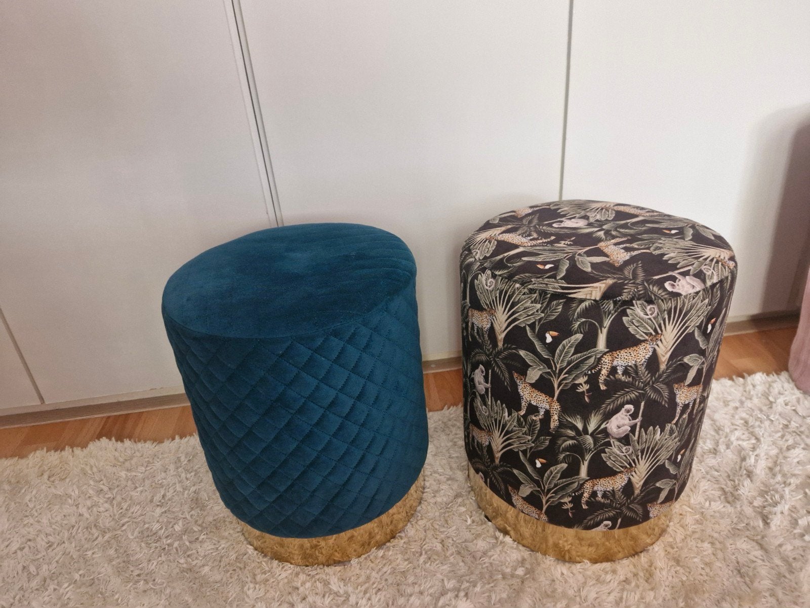 Mooie set van 2 krukken - jungle en blauw fluweel, Ophalen, Zo goed als nieuw, Overige materialen
