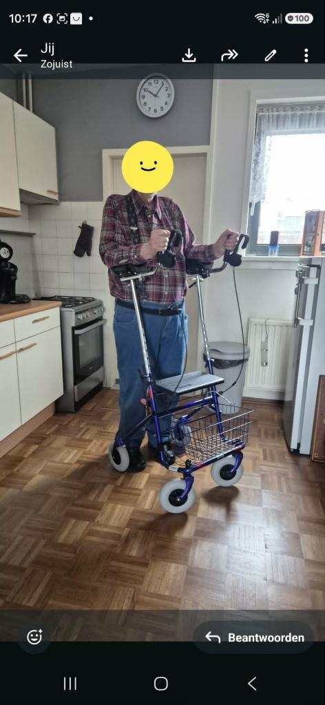 Rollator met armdragers, Diversen, Ophalen, Zo goed als nieuw