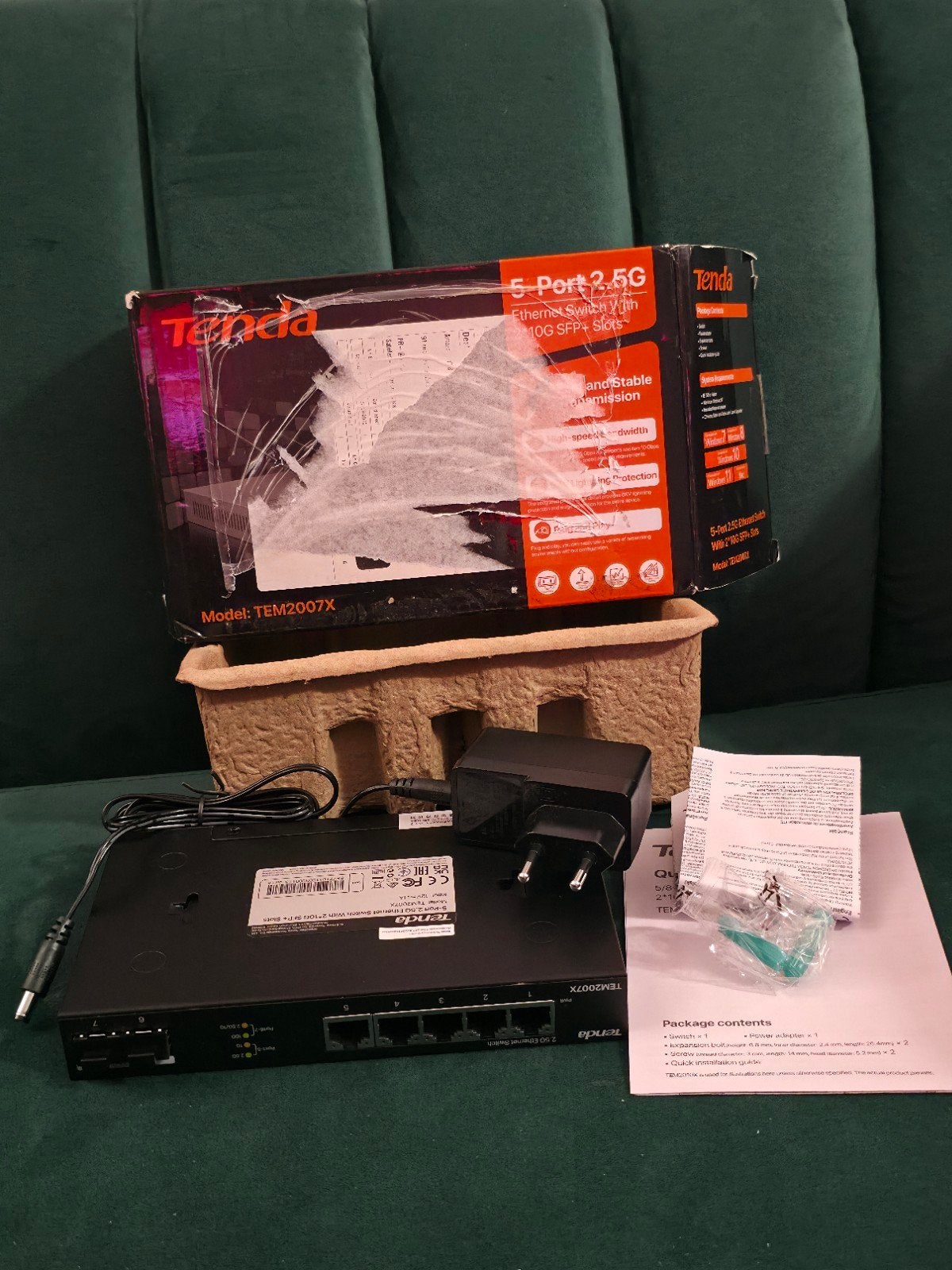 Tenda TEM2007X 5-Port 2.5G Ethernet Switch met 10G SFP+ - Ni, Ophalen of Verzenden, Nieuw