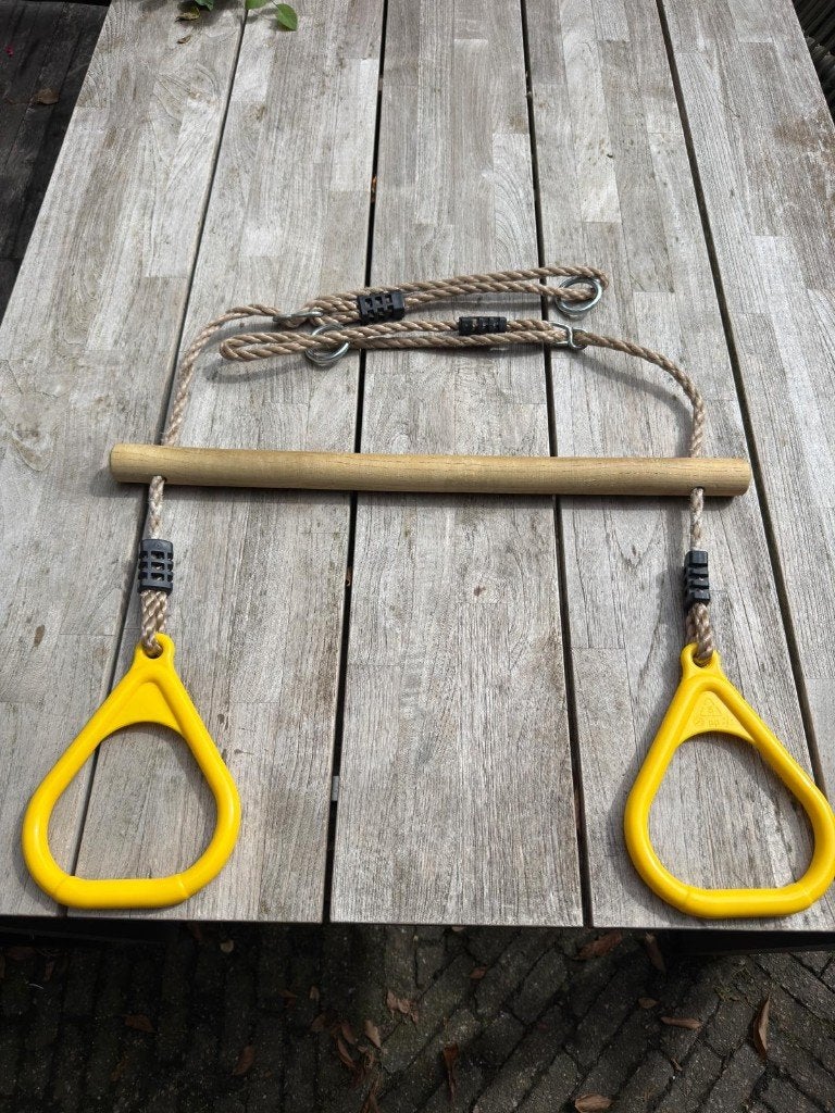 Houten Trapeze met kunststof ringen, Ophalen of Verzenden