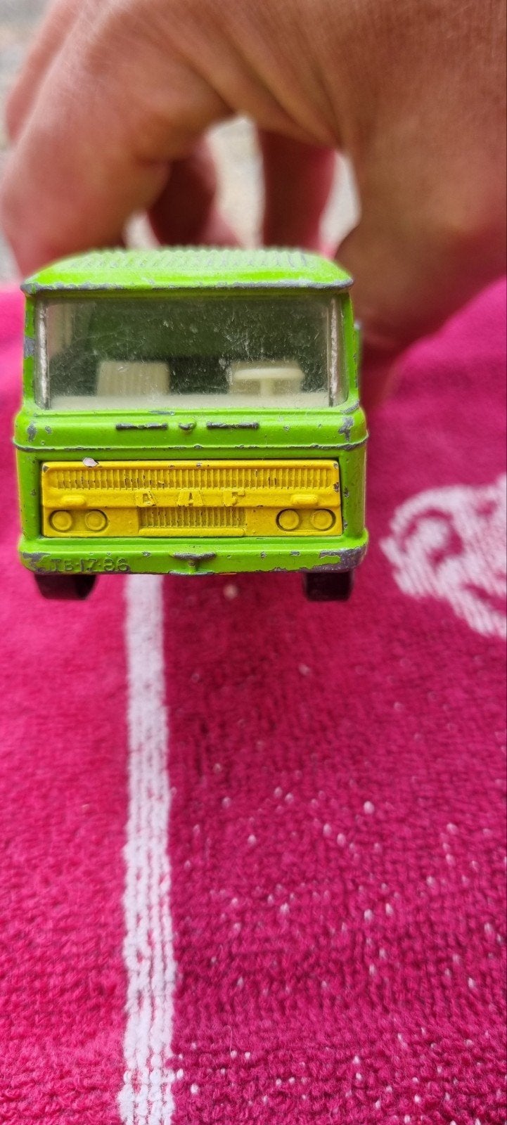 DAF model auto Matchbox groen/geel., Ophalen of Verzenden