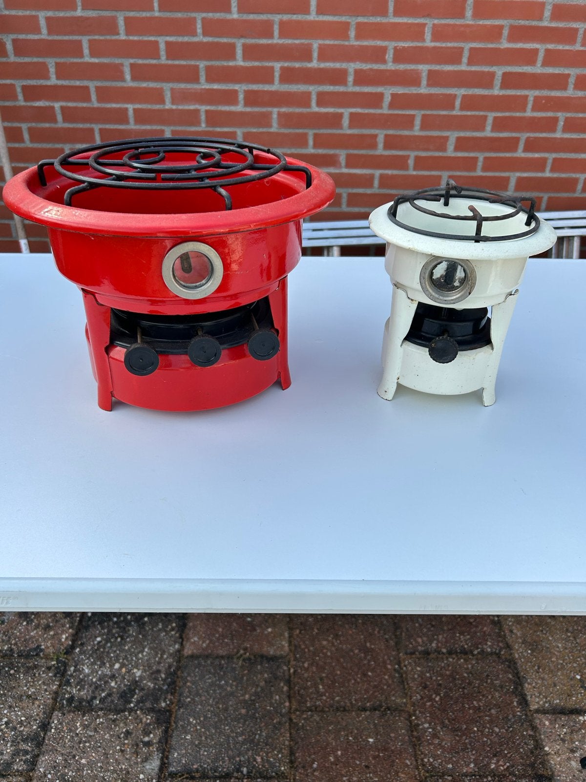 Vintage Petroleumstellen - Rood en Wit, Ophalen