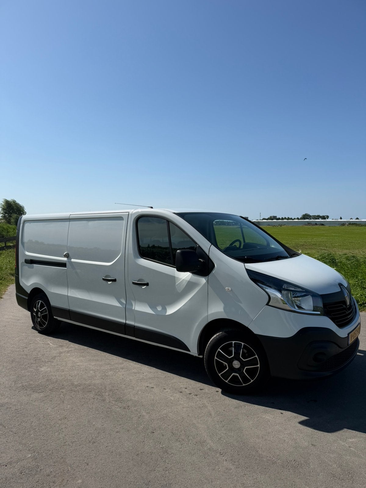Renault Trafic L2H1, 121 pk, 4 cilinders, Renault, Wit