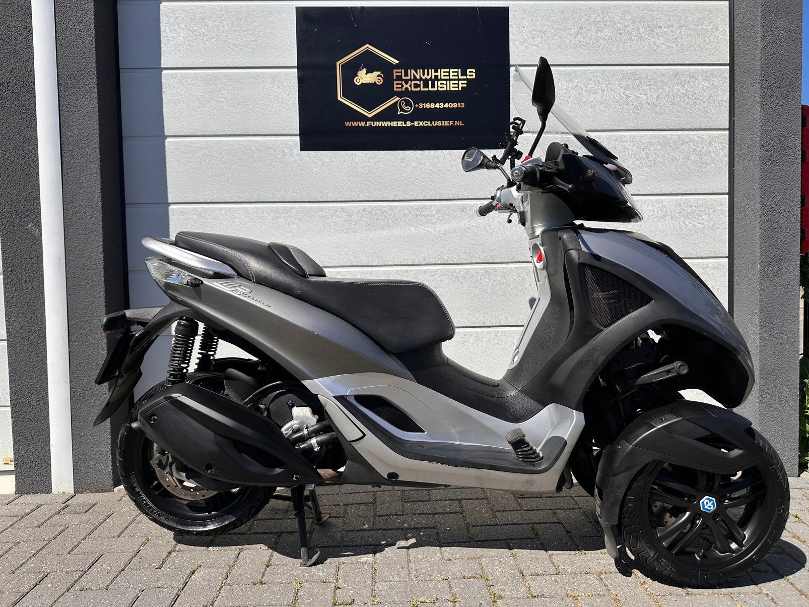Piaggio MP3 Yourban 300 | Autorijbewijs B | Motorscooter, Scooter, LED Verlichting, Automaat, 278 cc