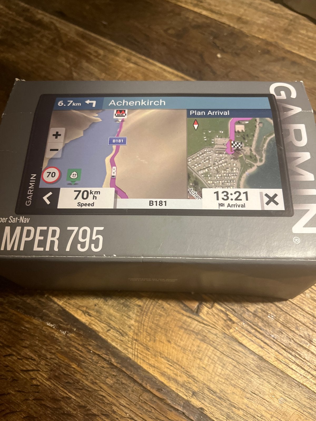 Garmin Camper 795 Satellietnavigatie voor Campers, Ophalen of Verzenden, Zo goed als nieuw
