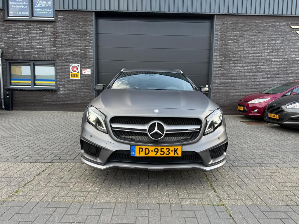 Mercedes-Benz GLA AMG 45 4MATIC | 12MND GARANTIE | LED | AUT, Gebruikt, 4 cilinders, Leder, SUV of Terreinwagen
