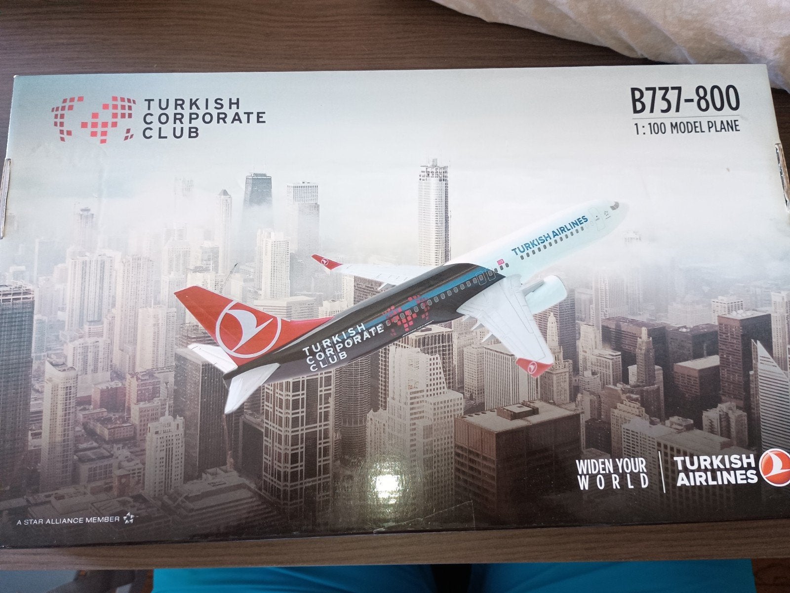 Boeing 737 Turkish Airlines 1:100, Ophalen of Verzenden, Nieuw, Schaalmodel