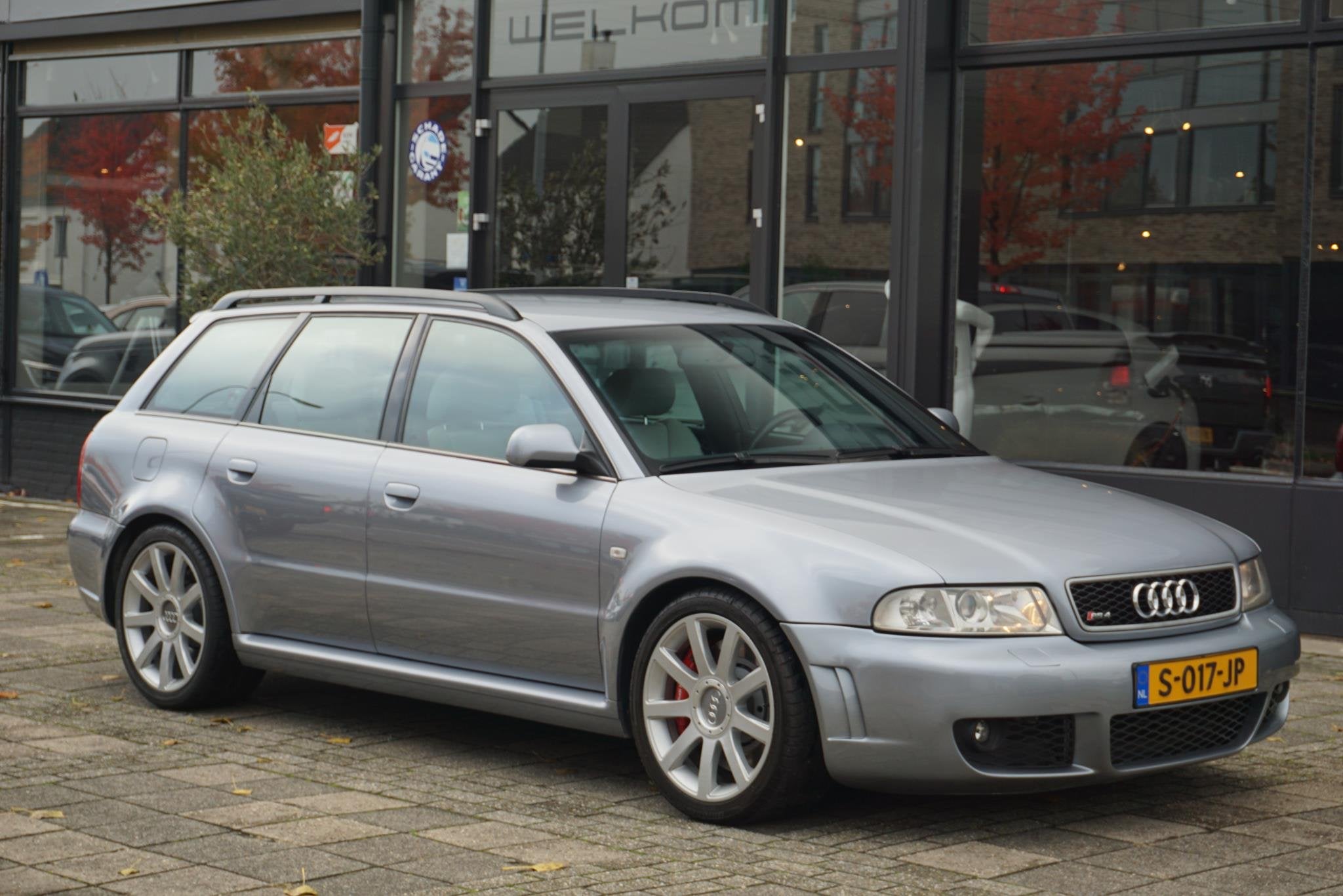 Foto 3 van Audi RS4 Avant 2.7 V6 quattro