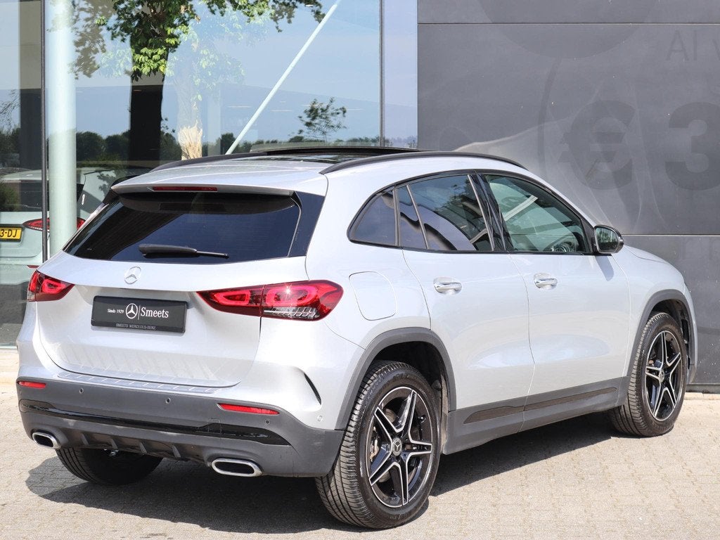 Mercedes-Benz GLA-klasse 250 e AMG Line, Auto's, Mercedes-Benz, Stof, 16 kWh, Bedrijf, Hybride Elektrisch/Benzine