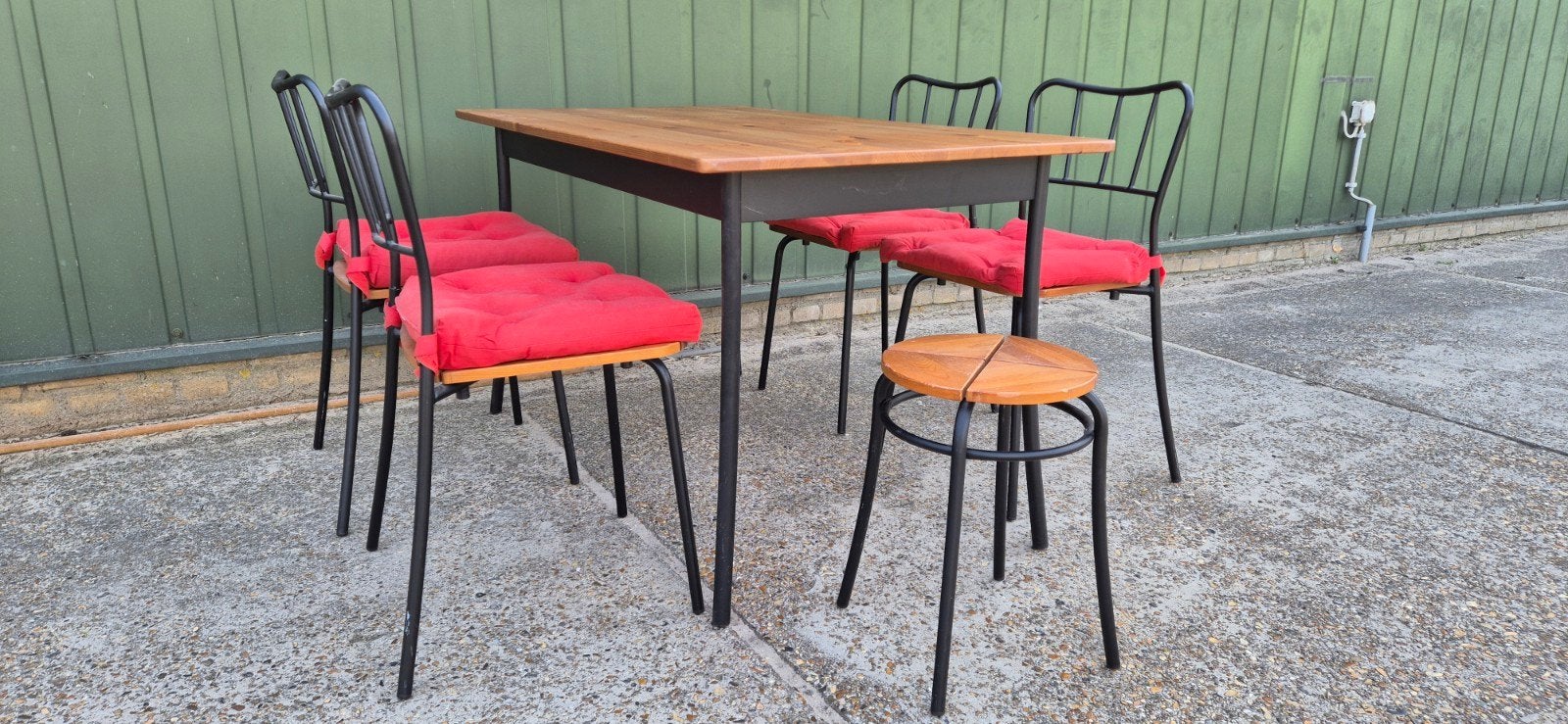 IKEA Antnäs eettafel met 4 Agne stoelen en krukje, Gebruikt, 50 tot 100 cm, Vier personen, Rechthoekig