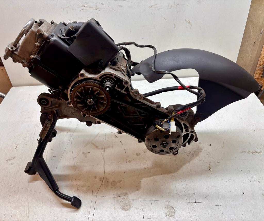 Veel onderdelen Kymco Agility 12inch 2016 11K brom, Fietsen en Brommers, Brommeronderdelen | Scooters, Gebruikt, Kymco, Kymco