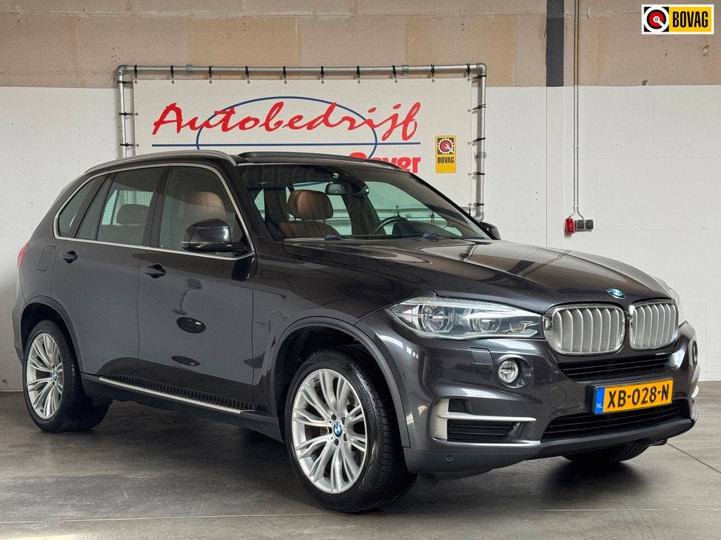 BMW X5 XDrive40d High Executive|Lees Tekst|M-sport|Pano/Schu, Gebruikt, 2993 cc, 255 €/maand, Leder