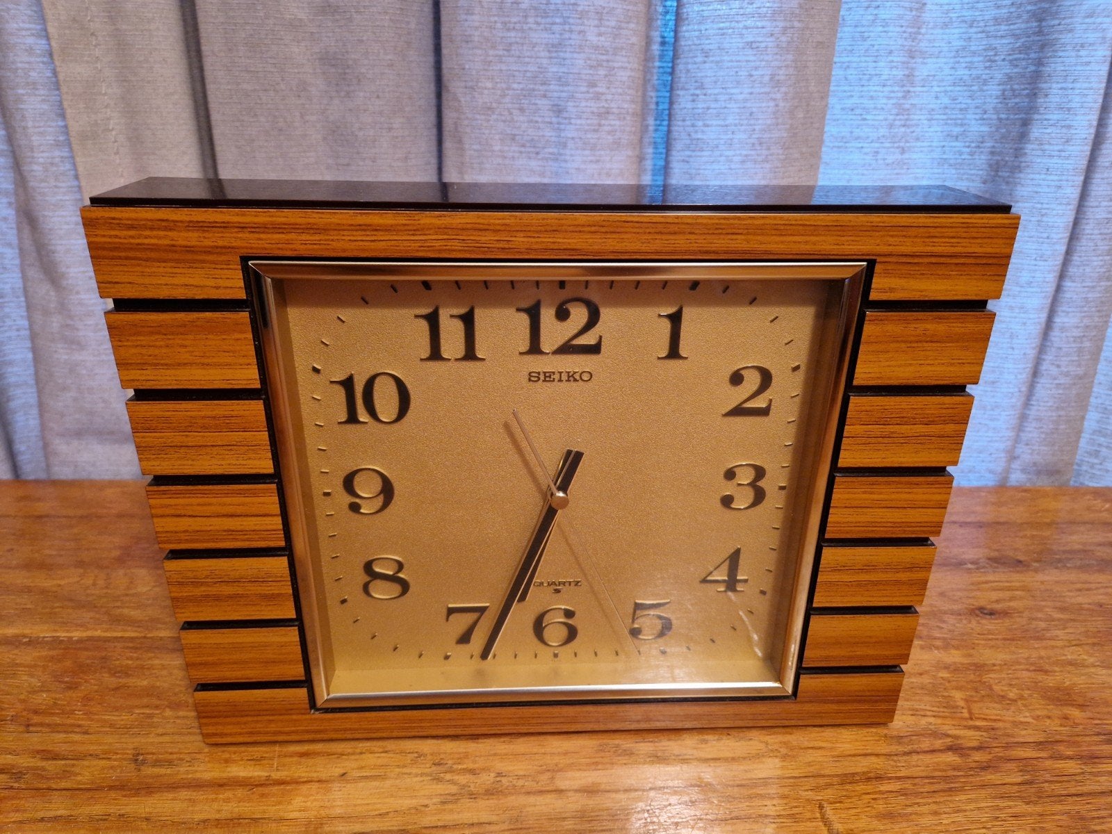 Vintage Seiko wandklok/tafelklok, Huis en Inrichting, Woonaccessoires | Klokken, Ophalen, Zo goed als nieuw, Seiko, Wandklok