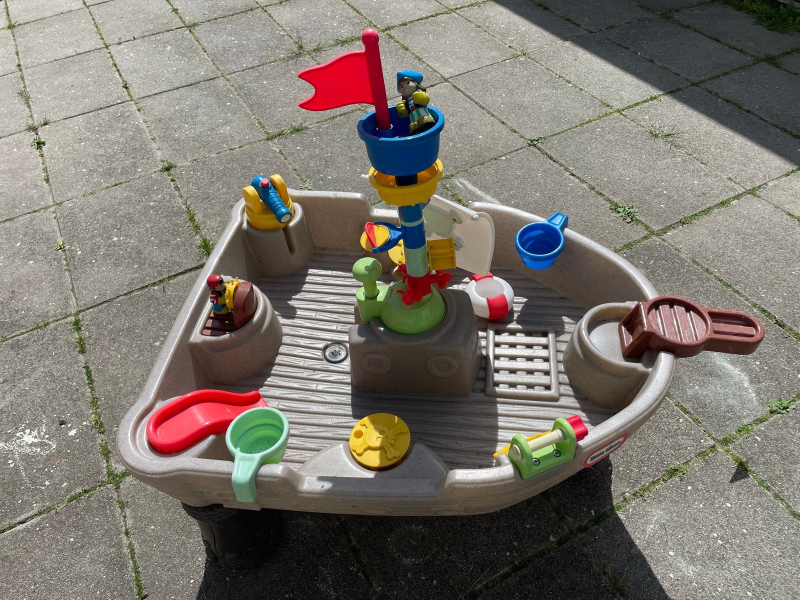 Little Tikes Piratenschip Zand- en Watertafel, Ophalen, Gebruikt
