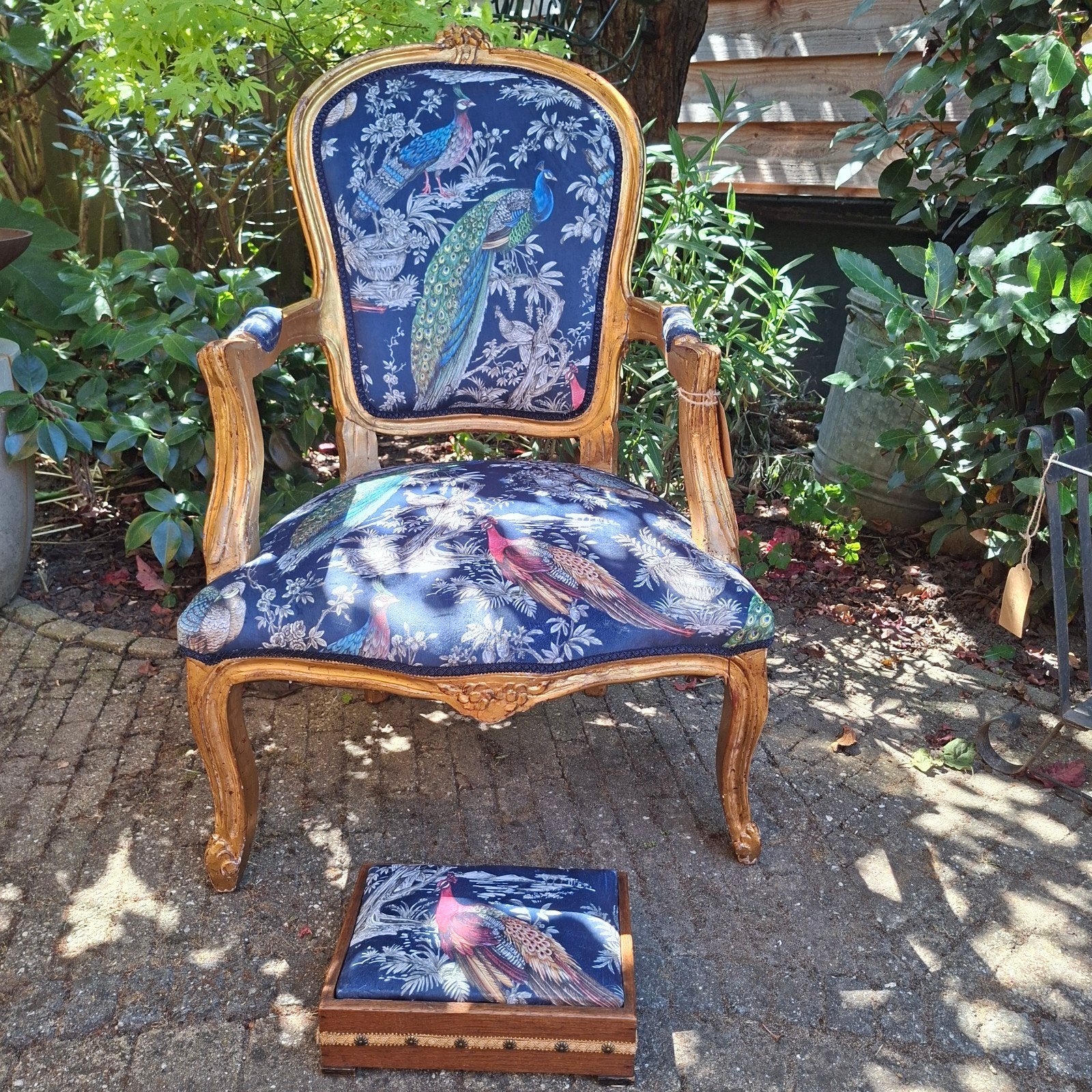 Louis Seize fauteuil met pauwen en fazanten velours, Ophalen of Verzenden