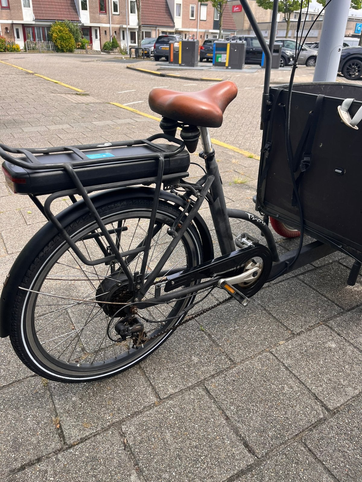 Elektrische bakfiets, Fietsen en Brommers, Fietsen | Bakfietsen, Ophalen of Verzenden, Zo goed als nieuw, 4 kinderen of meer, Elektrisch