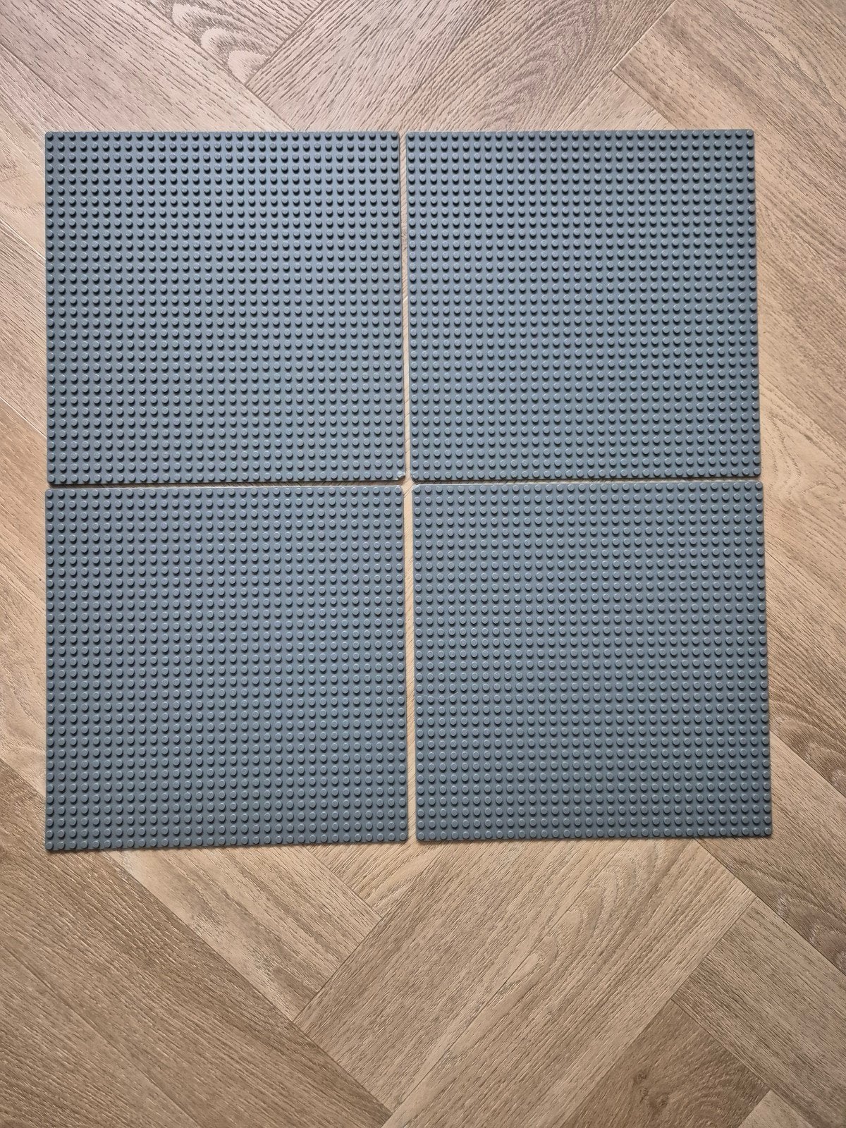 4 grijze lego bouwplaten grondplaten baseplates 32x32, Kinderen en Baby's, Speelgoed | Duplo en Lego, Lego, Ophalen of Verzenden