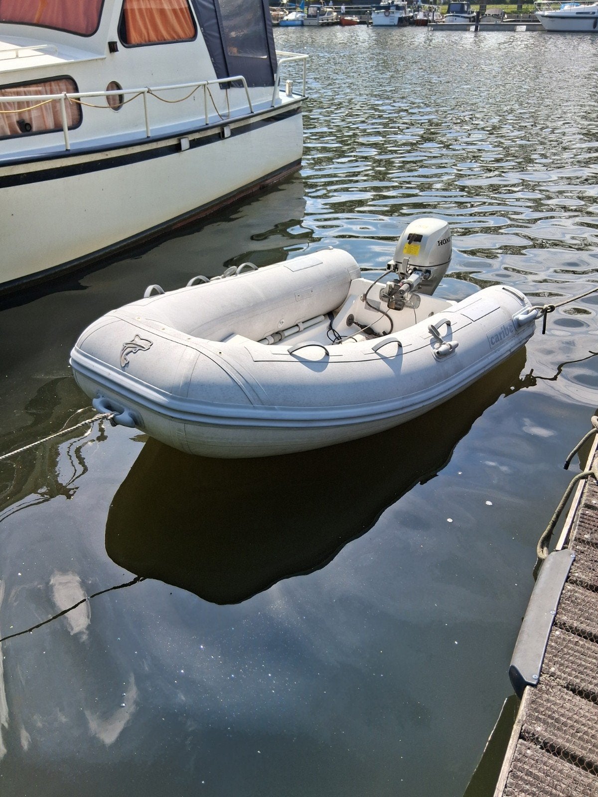 Caribe rubberboot met Honda 10 PK buitenboordmotor, Gebruikt, 10 pk, Inclusief motor, Ophalen