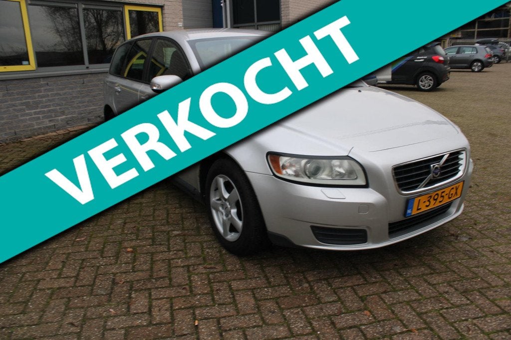 Volvo V50 1.8 | cruise & climate control | bi-xenon, Voorwielaandrijving, 125 pk, 1300 kg, 66 €/maand