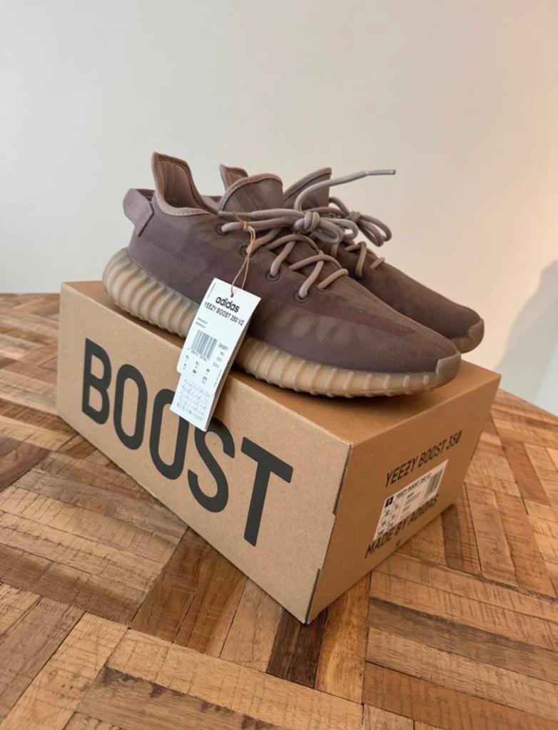 Yeezy Boost 350 V2 Mono Mist, Kleding | Heren, Schoenen, Overige kleuren, Ophalen of Verzenden, Sneakers of Gympen, Zo goed als nieuw